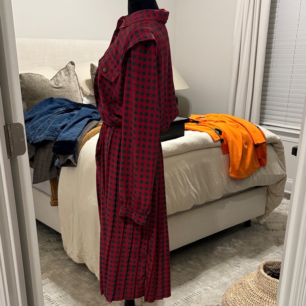 Vtg Leslie Fay  Red Patterned Dress - Picture 9 of 13